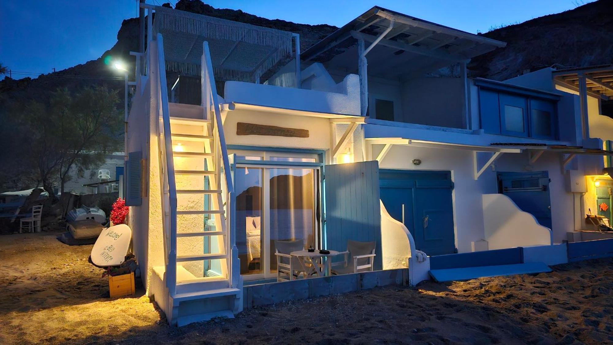 Blu Intenso Boathouse Firopotamos Bagian luar foto
