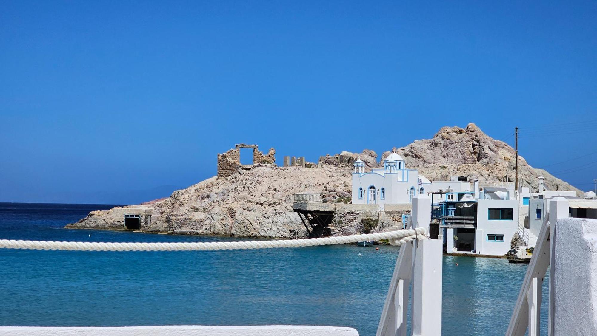 Blu Intenso Boathouse Firopotamos Bagian luar foto